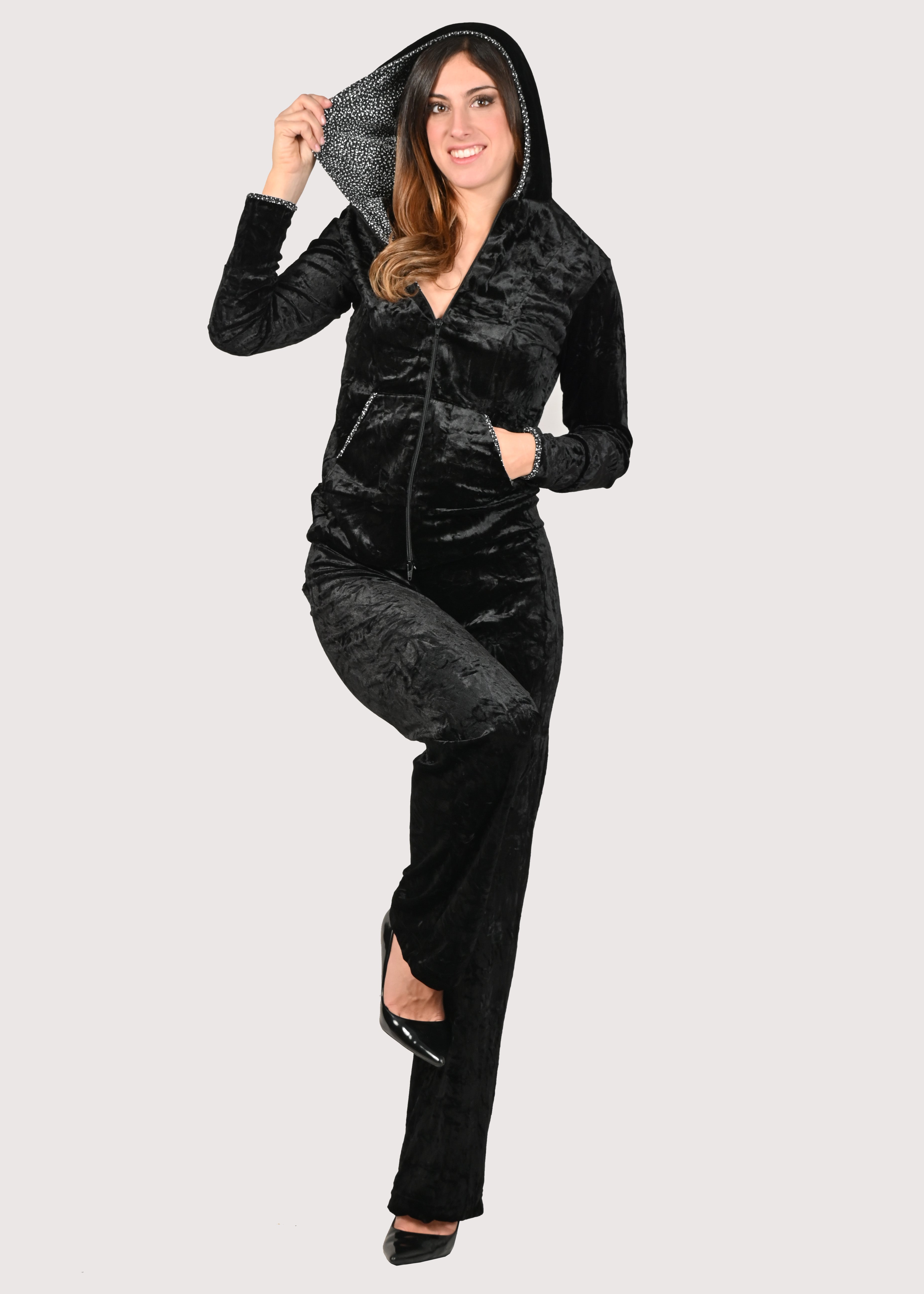 Tuta Velluto Nera Tute in Velluto Donna – Millyblu